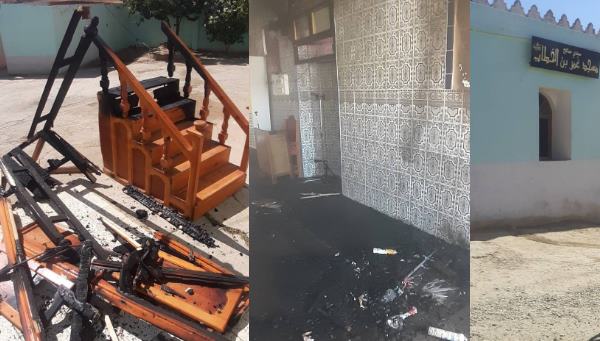 حريق يلتهم منبر مسجد عمر بن الخطاب بعين امران